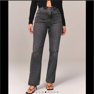 Abercrombie ultra high rise 90’s straight jeans size 26